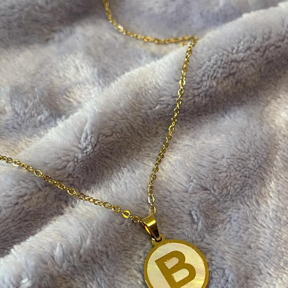 Initial Pendant Necklace - Picture 3 of 9